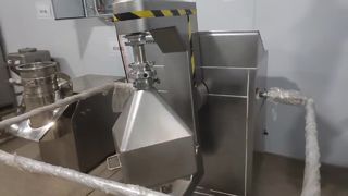 Small Batch Powder Mixing with Laboratory Bin Blender Machine